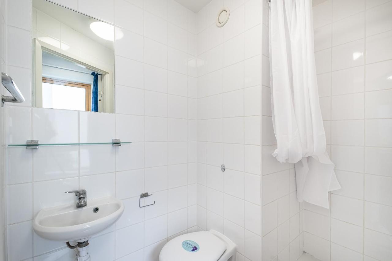 En Suite Rooms, Gillingham - Sk Екстериор снимка