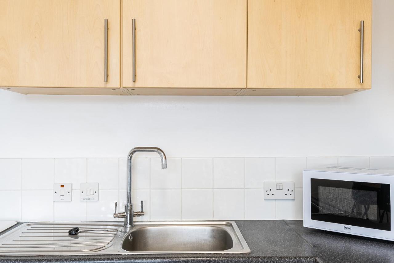 En Suite Rooms, Gillingham - Sk Екстериор снимка