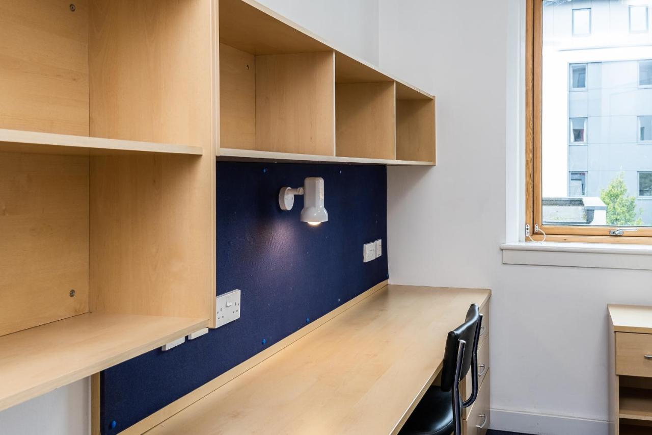 En Suite Rooms, Gillingham - Sk Екстериор снимка