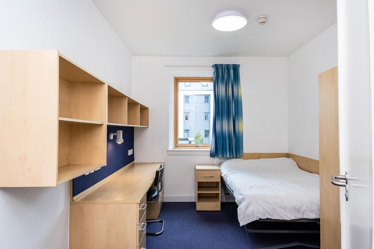 En Suite Rooms, Gillingham - Sk Екстериор снимка